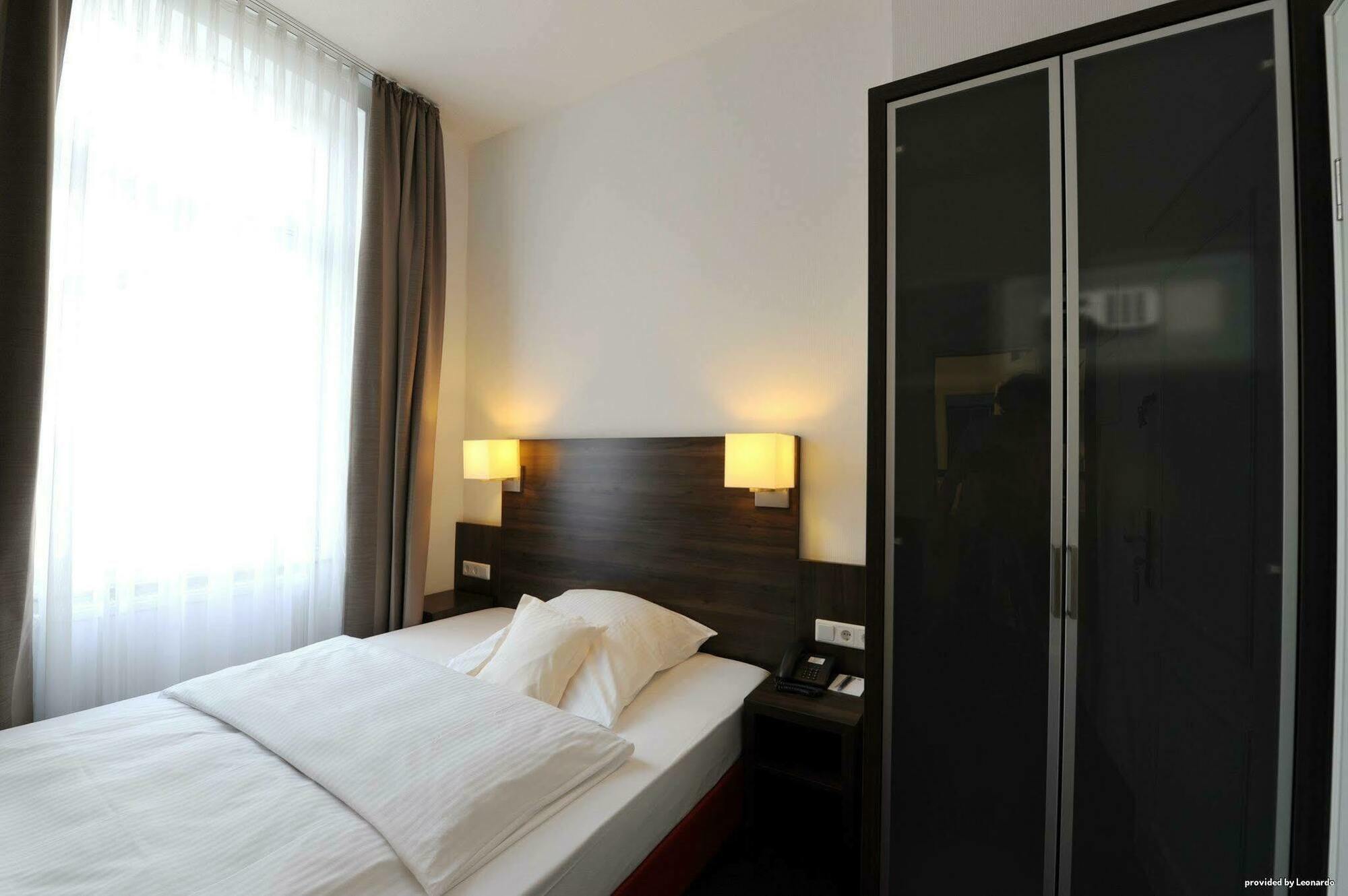 Best Western Hotel Kaiserhof Бонн Екстер'єр фото